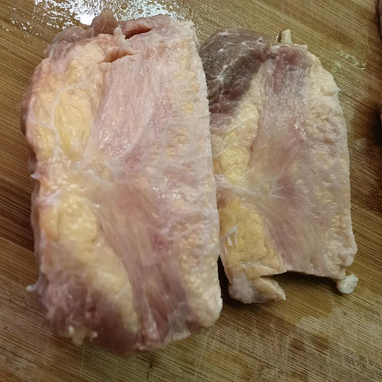 这是牛肉么，切开之后这个样子，一点都不像，不敢吃。