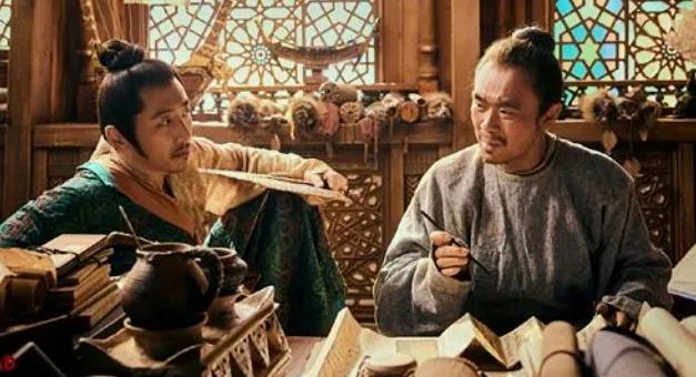 原以为影版《长安的荔枝》就是个古装热闹片，没想到看完直戳心窝子。大鹏演的李善德