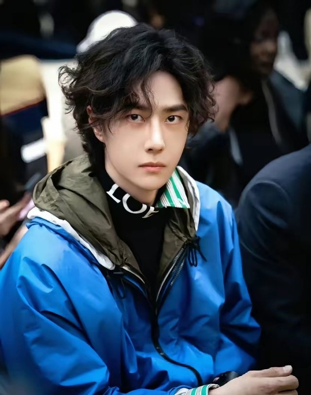 所谓“放狠话”，不过是有些人把没教养当成了真性情。翻出2018年那场英雄联盟明星