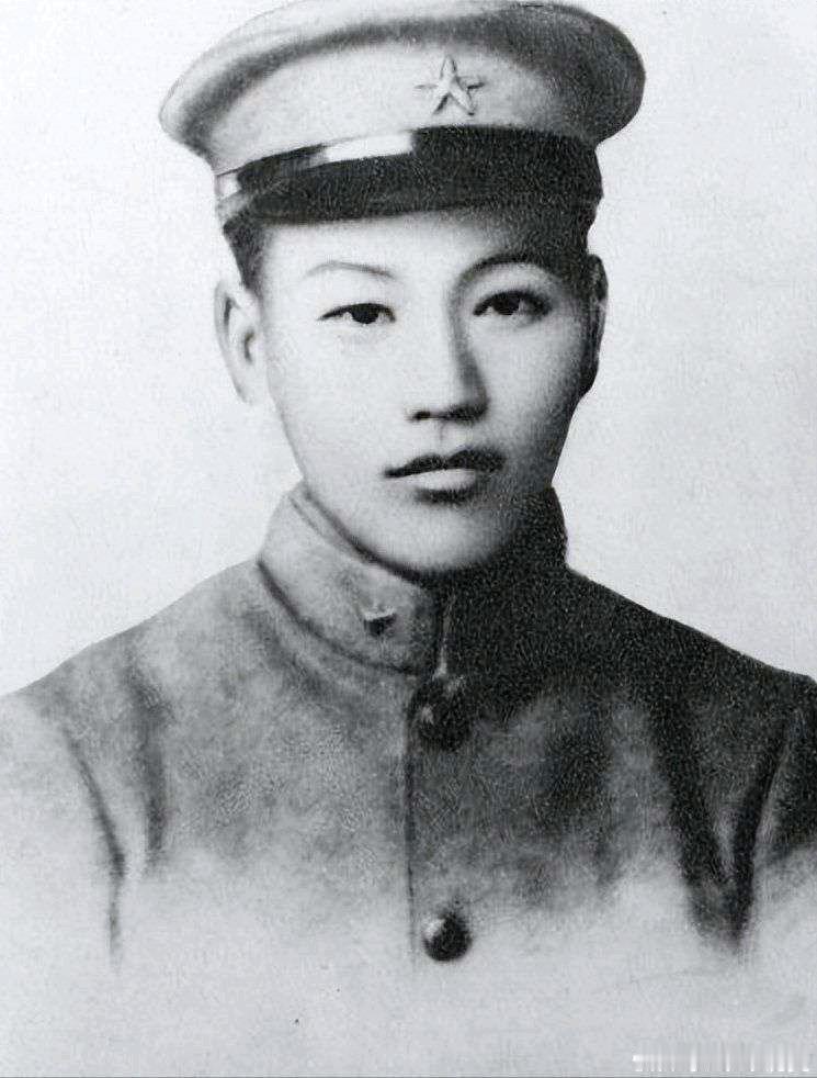 1957年，一老妇跪在蒋介石面前，声嘶力竭的哭喊：“总统您开恩，我丈夫已经战死了