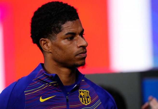 据《马卡报》报道，在拉菲尼亚缺阵的情况下，弗里克用加维客串左路也没有让拉什福德首