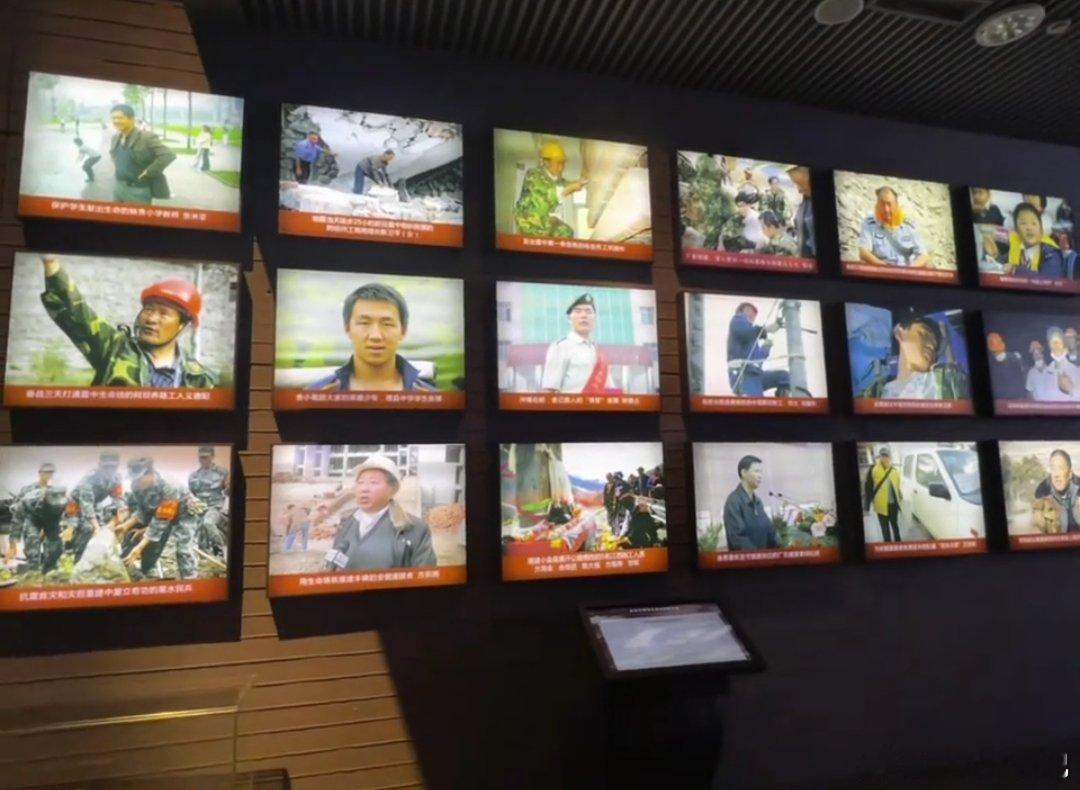 所有人都不会忘记这一天，每年的5月12应该是四川人最伤心的一天吧