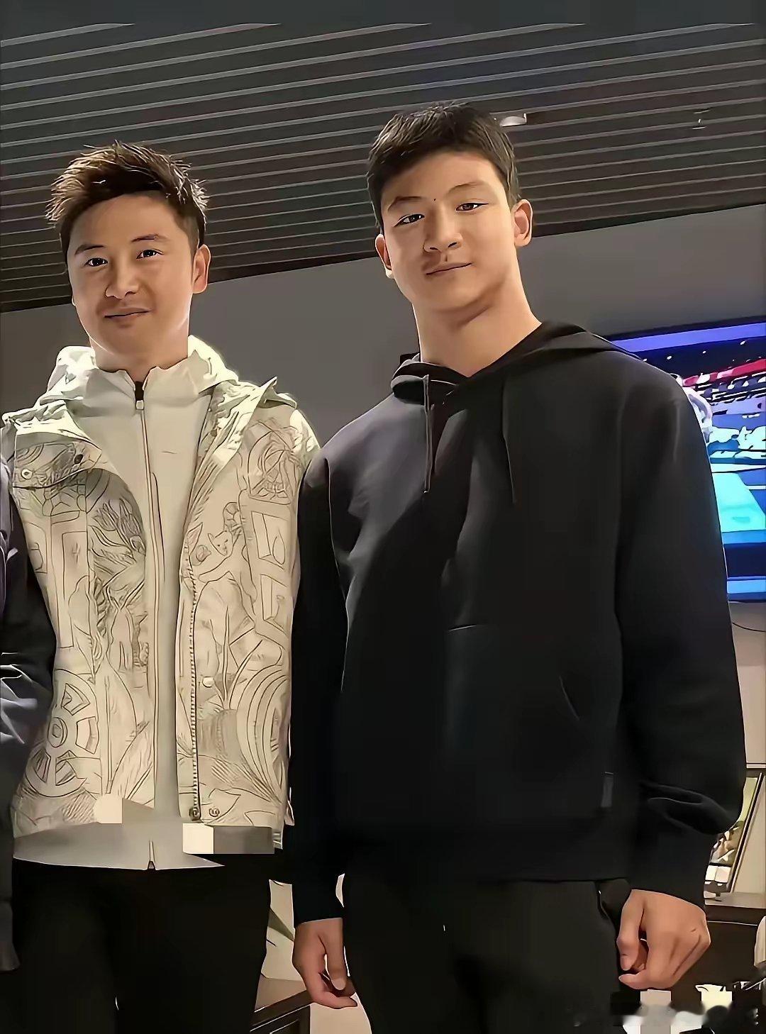 田亮儿子的脖子怎么这么粗？​​​