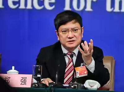 浙大教授郑强，再次抛出惊人言论！他说，中国是人口大国，劳动力大国。人工智能要