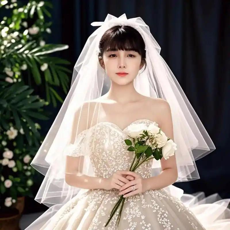 四川有一对小两口结婚，为了寻求刺激想出了一个大胆的想法，想拍一张不穿婚纱的婚纱照