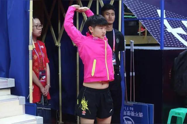 孙颖莎突然被宣布缺席重庆WTT冠军赛抽签佳宾。一时让外面猜测不断有人说她抽