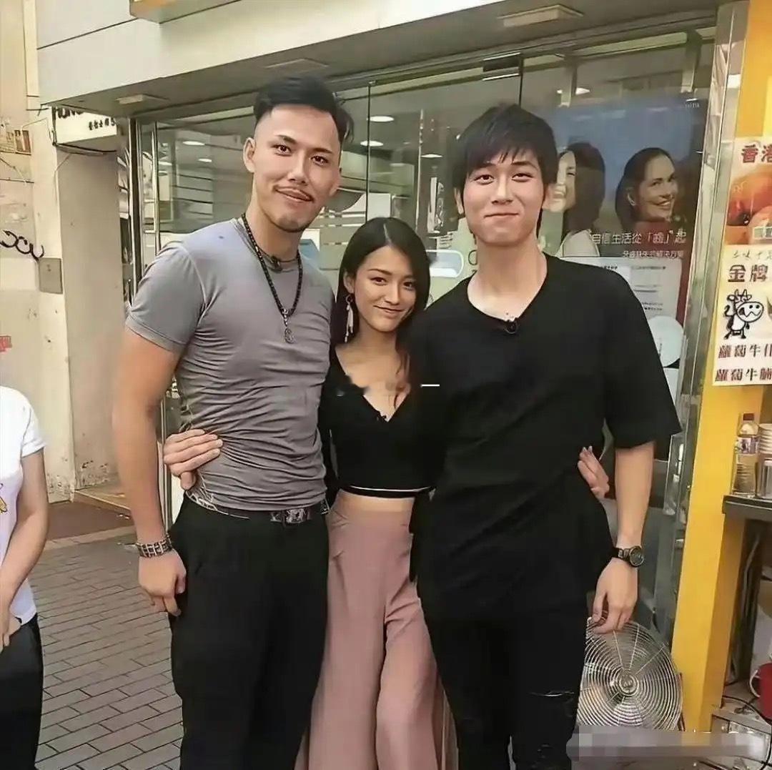 正面是疑惑，背面是答案
