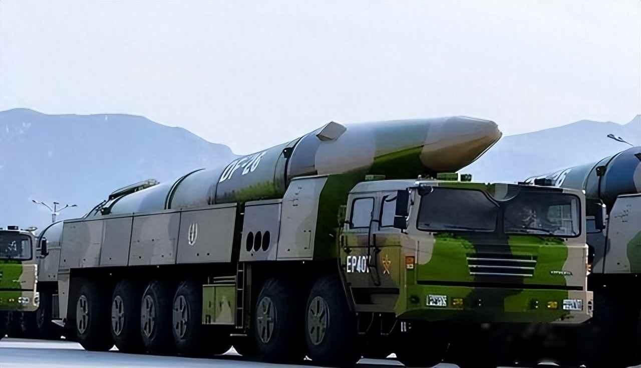 南海航母悄悄绕远了，东风-27试射后美军不敢靠近，威慑这东西其实不用喊出来2