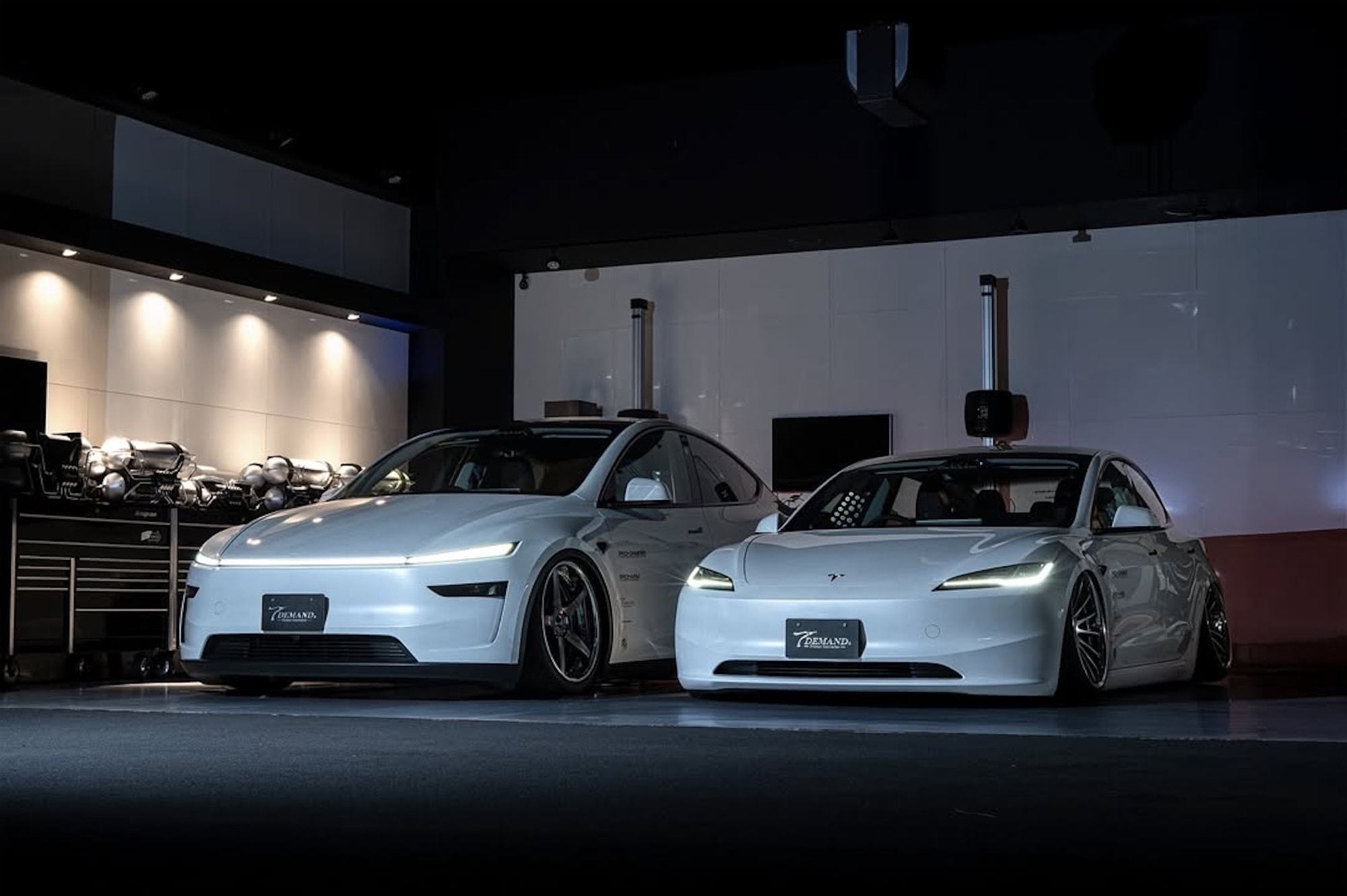 邪恶小鼠标和邪恶大鼠标同时上线[滑稽笑]特斯拉model3特斯拉modely​​