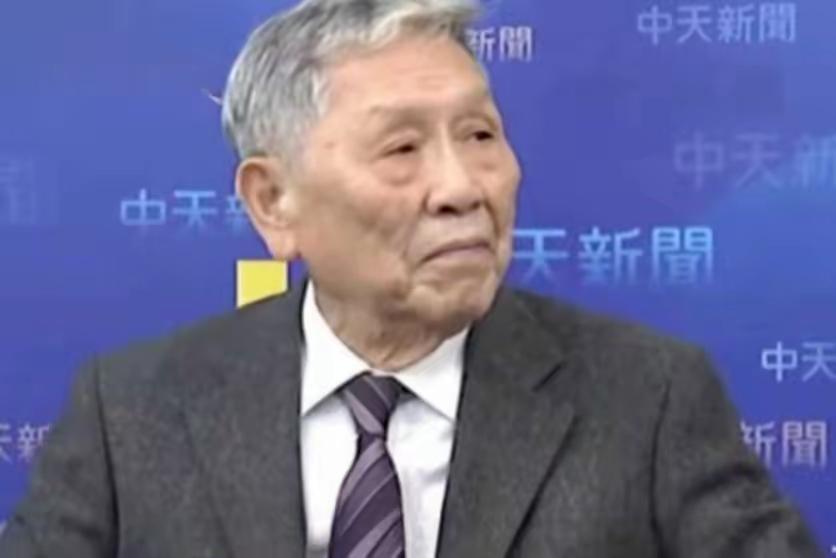 帅化民曾说：以前毛主席骂美国是帝国主义纸老虎，我是很不服的！台湾退役中将帅化民在