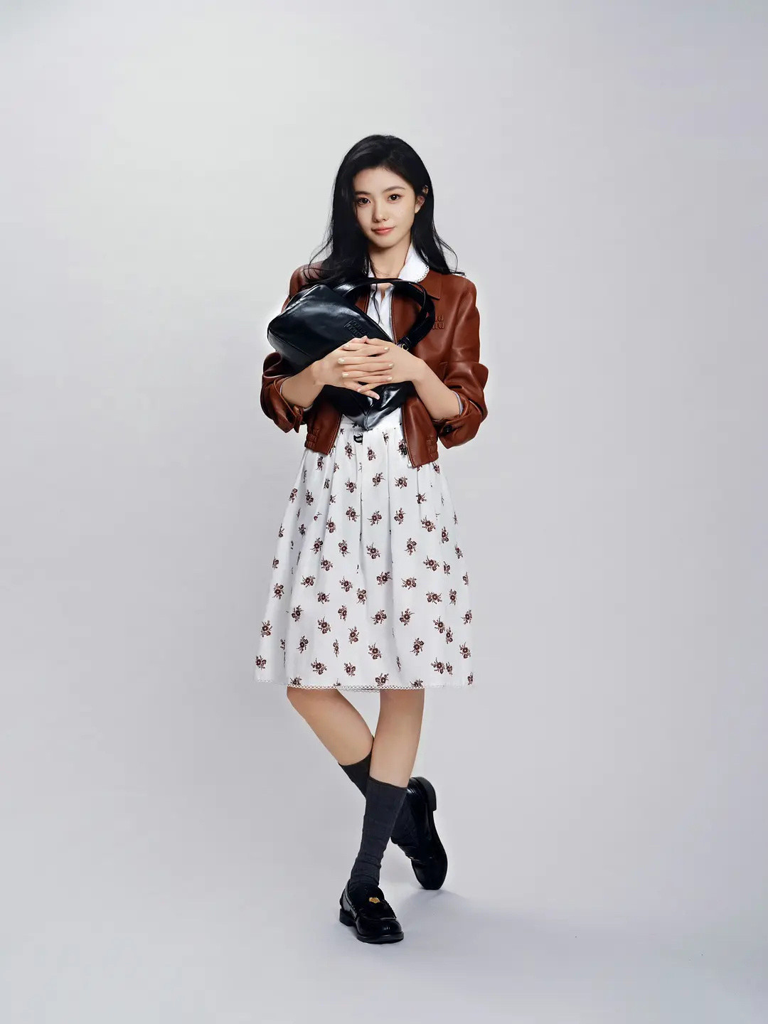 们miumiu每次都害麦麦，每次都给麦搞这种眼妆…​​​