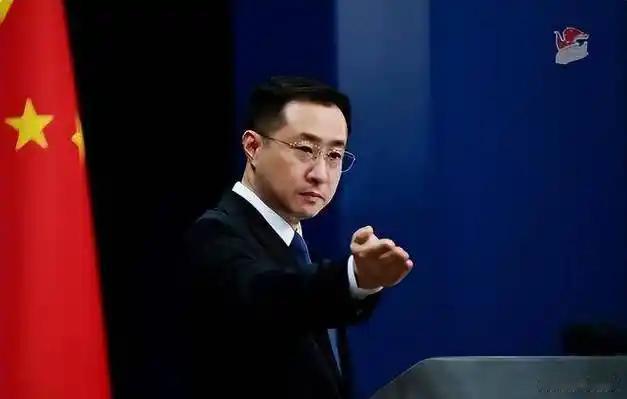 中方在对日表述上的措辞出现了明显调整。过去长期沿用的"日本政府"这一称谓，如