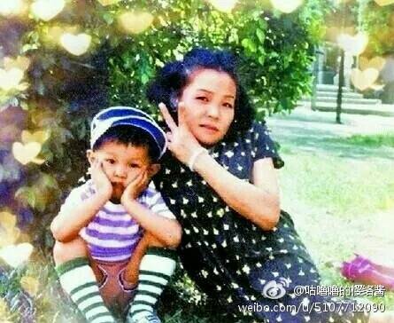 这世界上咋有汪东成这么会长的人，不像妈妈也不像爸爸…