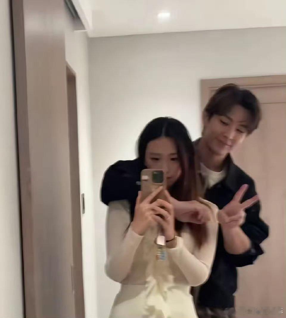 炎亚纶果然还是喜欢女人的时候帅一点啊