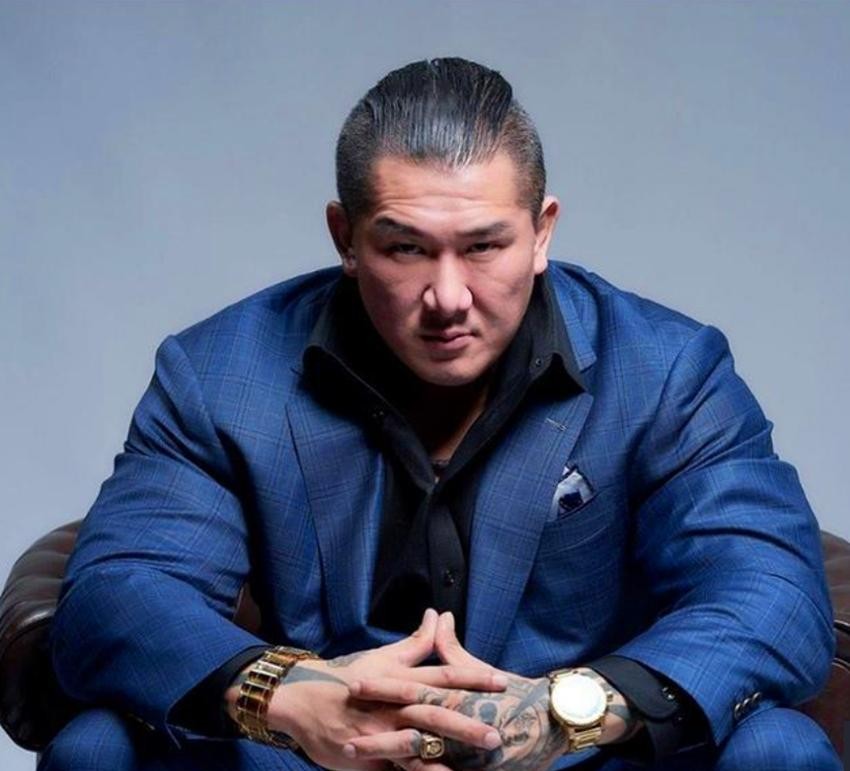 专家说：馆长陈之汉这次真的“赢麻”了，真可谓是名利双收，其实并不是这样，真正的赢