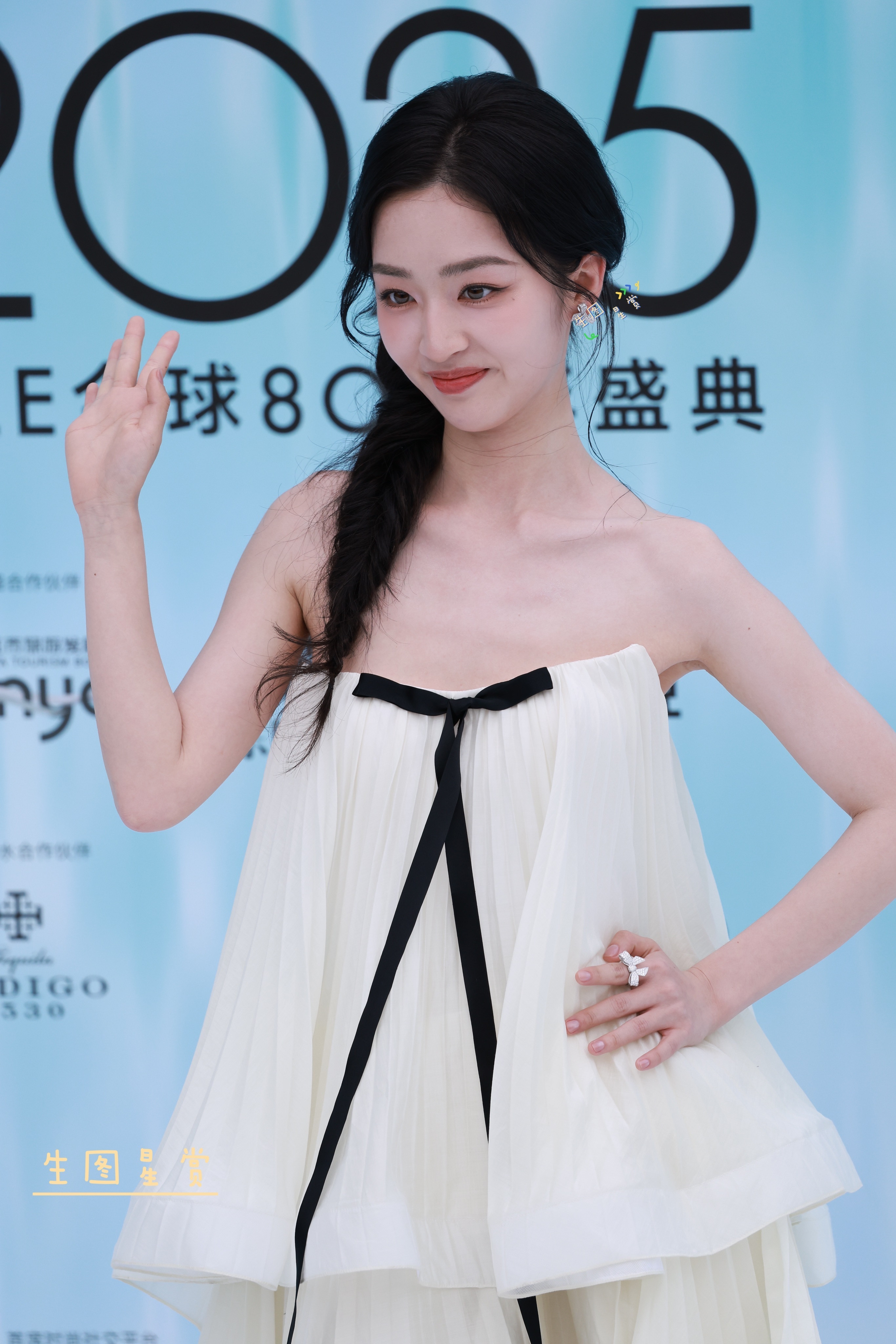 邓恩熙ELLE红毯出图风一样的美少女🧚‍♀️🫧ELLE风尚大典邓恩熙