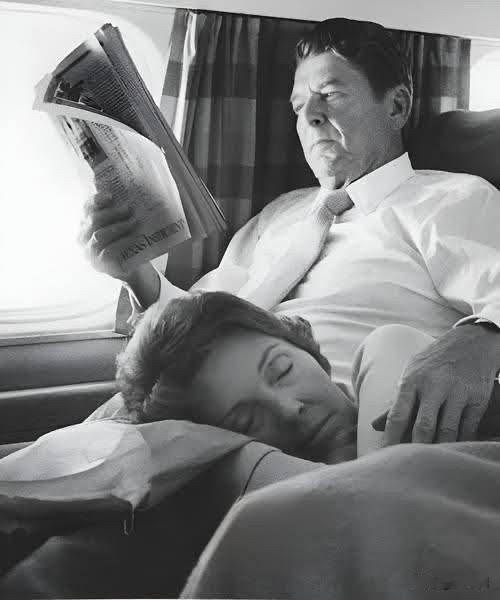 罗纳德·里根是美国历史上第一位离过婚的总统。他的第一任妻子是女演员简·怀曼，这段