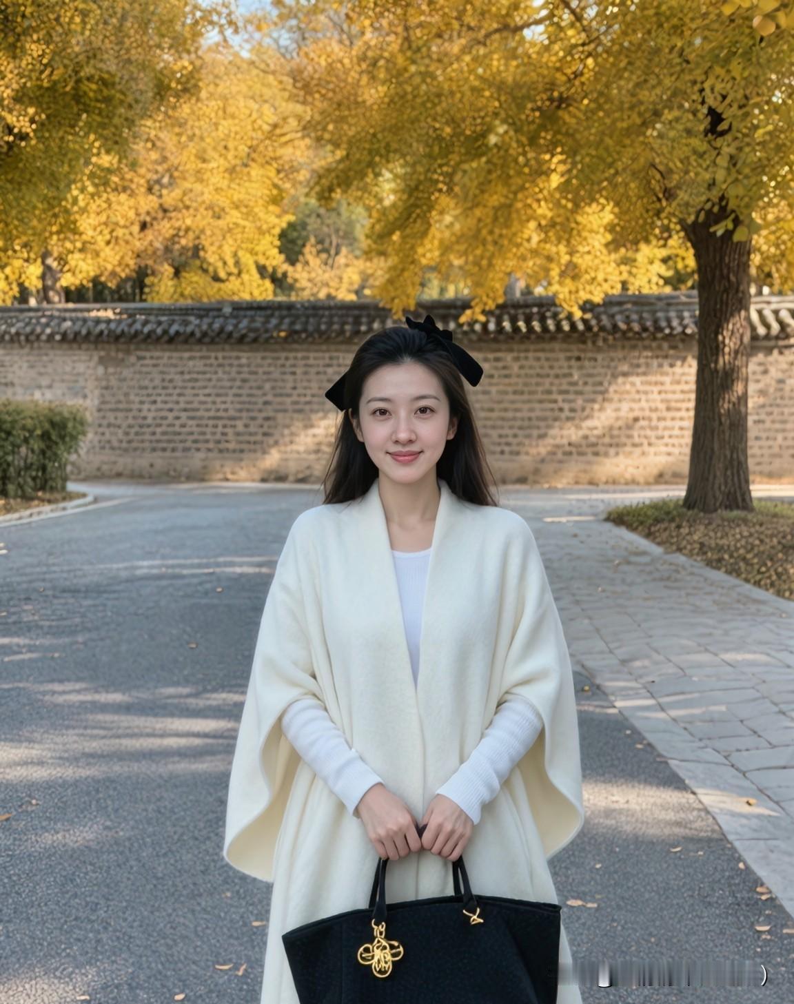 我们总以为时间能抚平一切，对旧物的怀念、对某人的记忆，似乎早已被生活冲淡