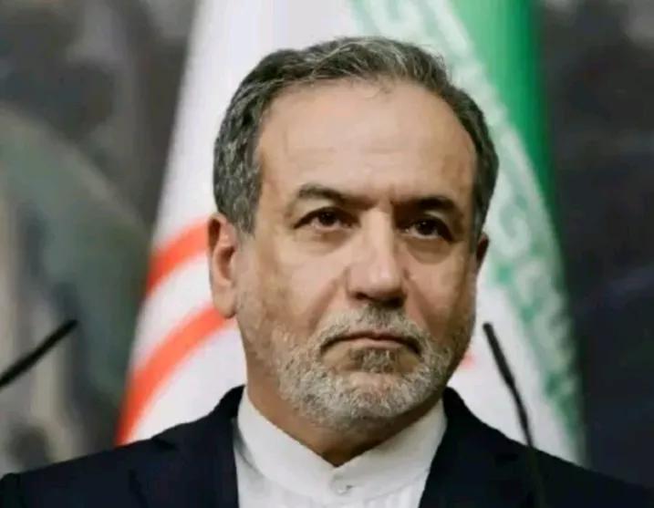 半岛电视台报道，当地时间17日，一名来自德黑兰的消息人士透露，由于伊朗外长阿拉格