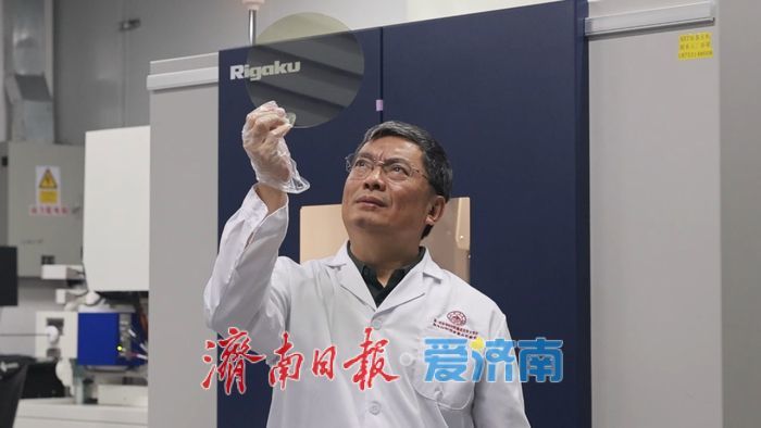 盲盒里“长”出中国芯——一位科学家的20年与一个产业的跃迁