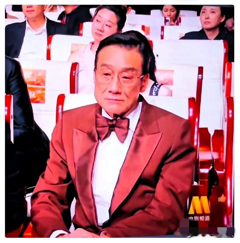 难怪梁家辉心情会这么沉重，不查不知道，一查就懂了！他都68岁了，拍了160