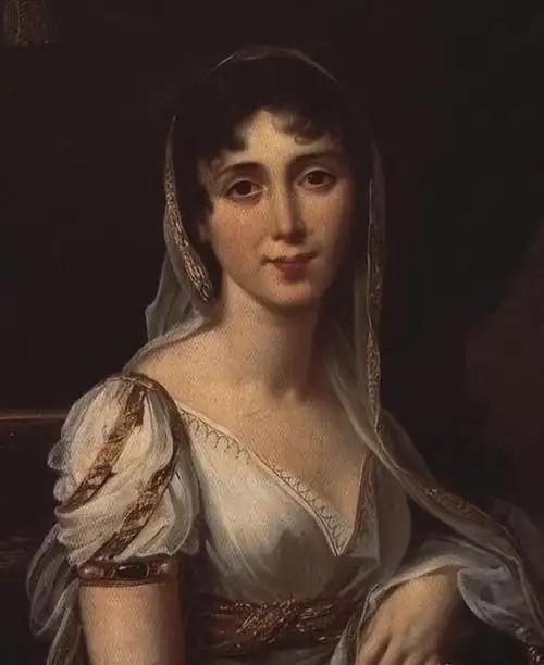 拿破仑深爱自己的发妻，为何却断然和她离婚，迎娶奥地利公主谁都知道拿破仑对约瑟