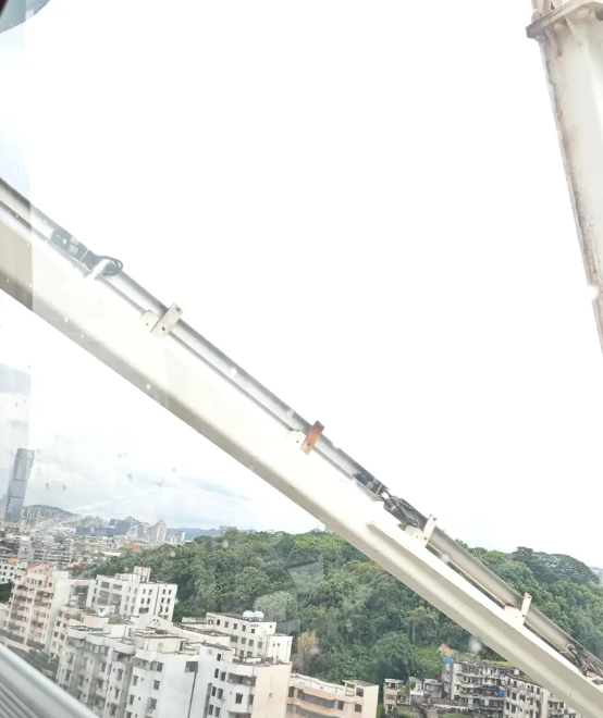 看到那个高考了601分，父母瞒着她填报了云南师范大学的公费师范生，并且还录取了。