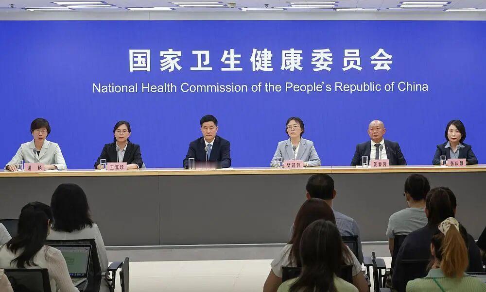 国家卫健委新闻发布会上，北京大学人民医院的血液病专家张晓辉说出了一句话：白血病，