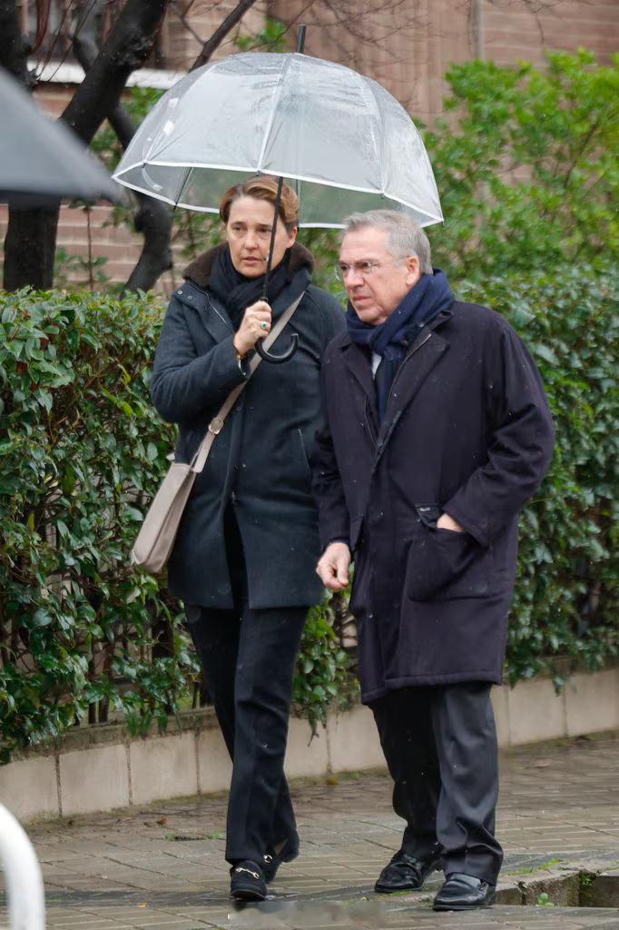 西班牙王室1月17日，王室成员和艾琳公主生前好友、亲友们陆续抵达马德里圣安德烈