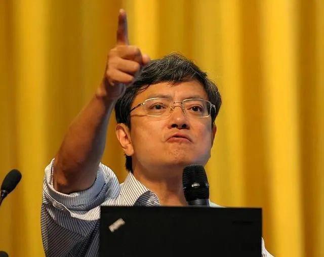 日本就是在培养汉奸！郑强教授直言不讳的表示：“日本天天都想让中国分裂，很多去日本