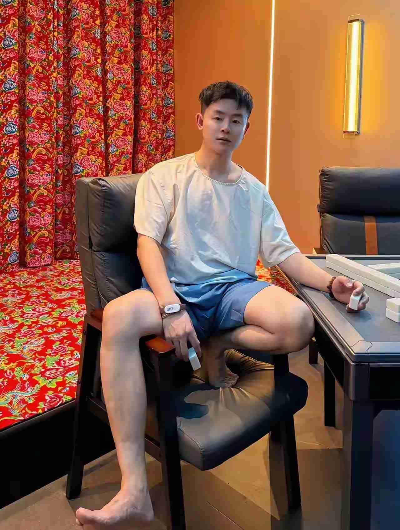 我的今日状态：🏝️旅行度假我这里的天气：🌈雨过天晴