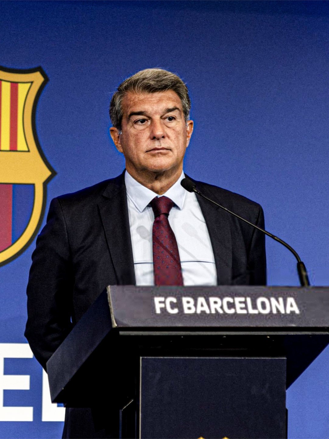 问：梅西的离开后悔吗？拉波尔塔：显然我什么都不后悔。因为对我来说，巴塞罗那