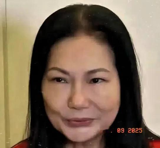 大家好，今天跟大家聊聊大S的豪宅抵押贷款事件。核心就是，大S在台北有两套豪宅，