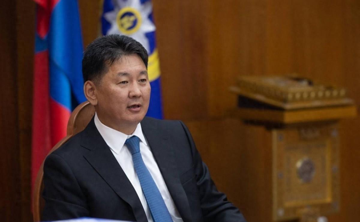 蒙古总理刚上任就被罢免，总统站队搅乱政坛，下次投票又会怎样。蒙古总统呼日勒苏赫
