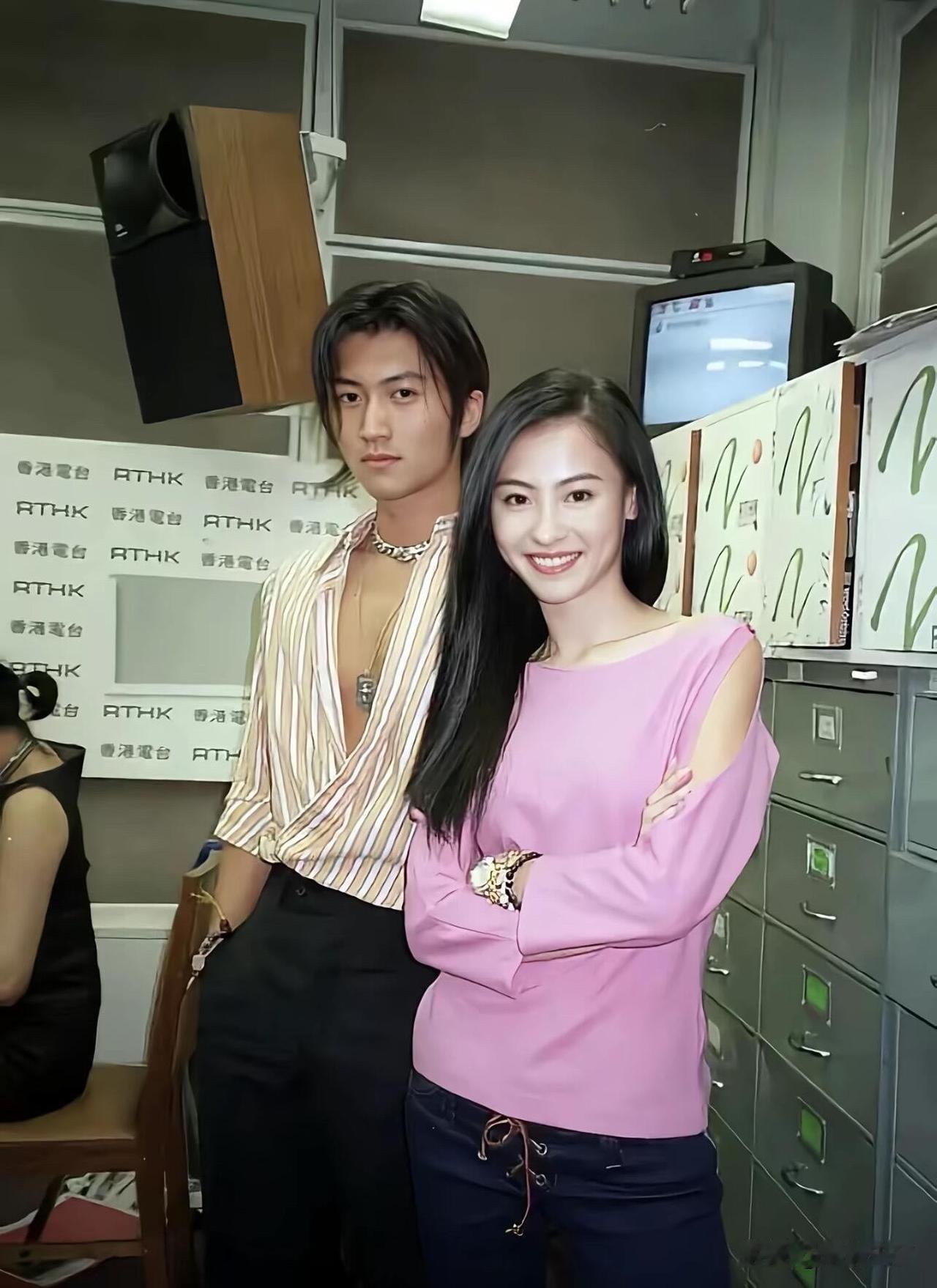 过期的糖总是让人觉得格外甜。随着谢贤离世，大家又重新提起谢霆锋和张柏芝的种种过往