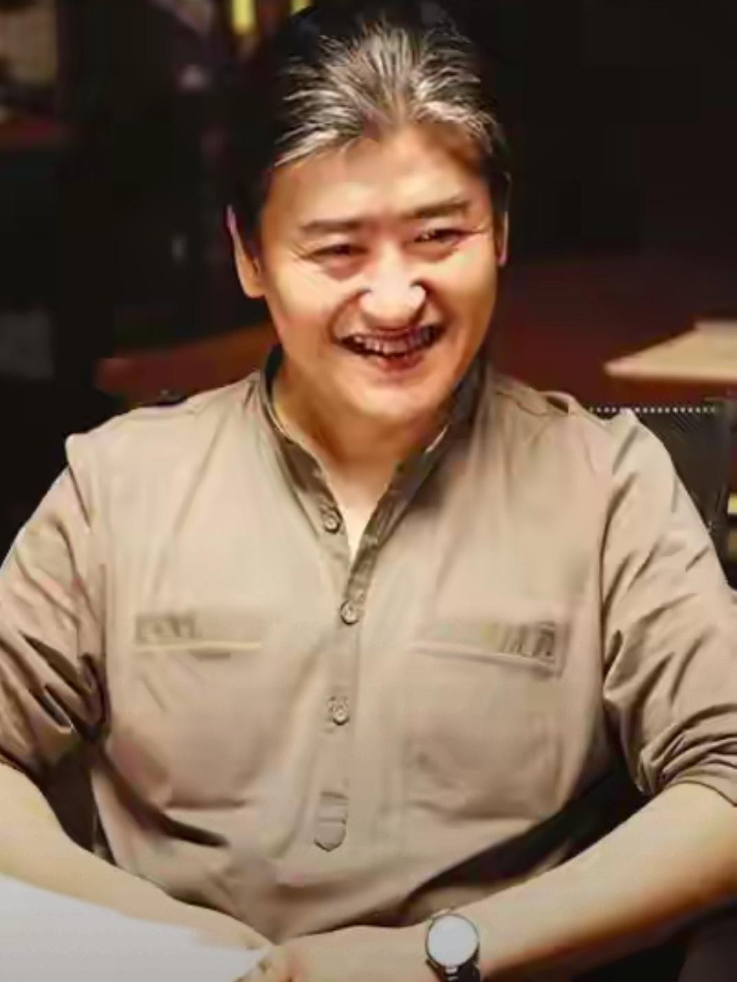 刘欢毕业于天津耀华中学，文化课底子特好，网传他81年高考分数是462分，这个分