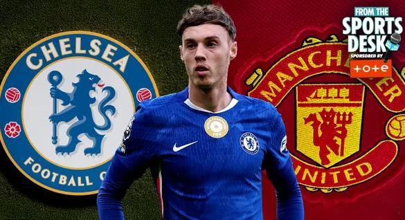 据《太阳报》的曼联跟队记者独家披露，切尔西球员帕尔默对转会曼联持开放态度，而红魔