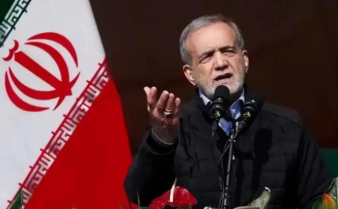 美国之所以现在还没对伊朗动武，不是害怕伊朗的导弹，更不是因为中东盟友的反对，也不