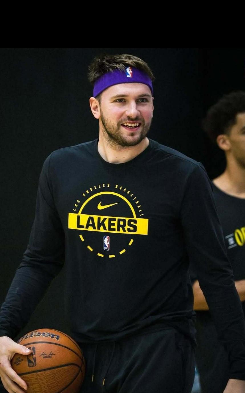 杯赛卫冕底蕴加持+文班缺席，湖人若输球，老大尴尬值拉满NBA杯1/4淘汰赛湖人