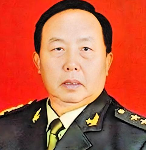 谁能想到，一个18岁穿上军装的四川娃，凭着一身硬骨头和活脑子，在战场上打出了“丛