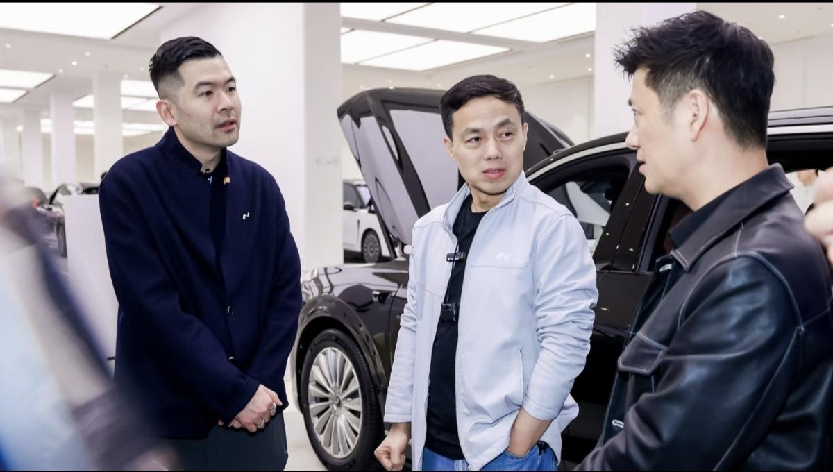 乐道L90第50000台交付，这次李斌没有出席交付活动，他的左右手沈斐特意给车主