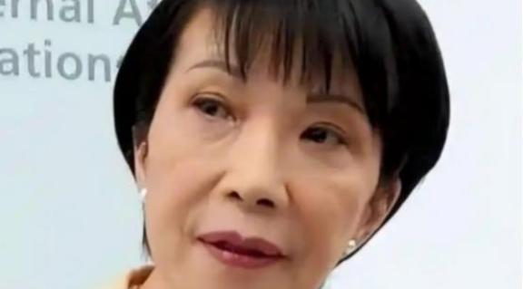 一个在日本的华人说了一句意味深长的话，他的大概意思是，如今中国如果和日本开战，或