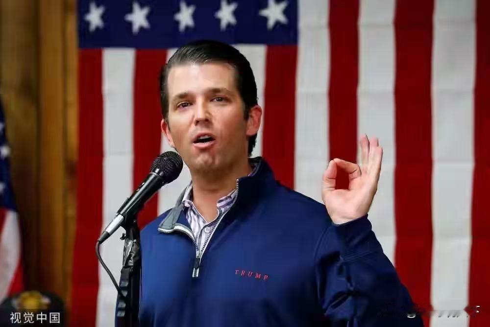 支持率排名第二，美国下届总统杀出一匹黑马，万斯和鲁比奥没料到美国下届总统选举