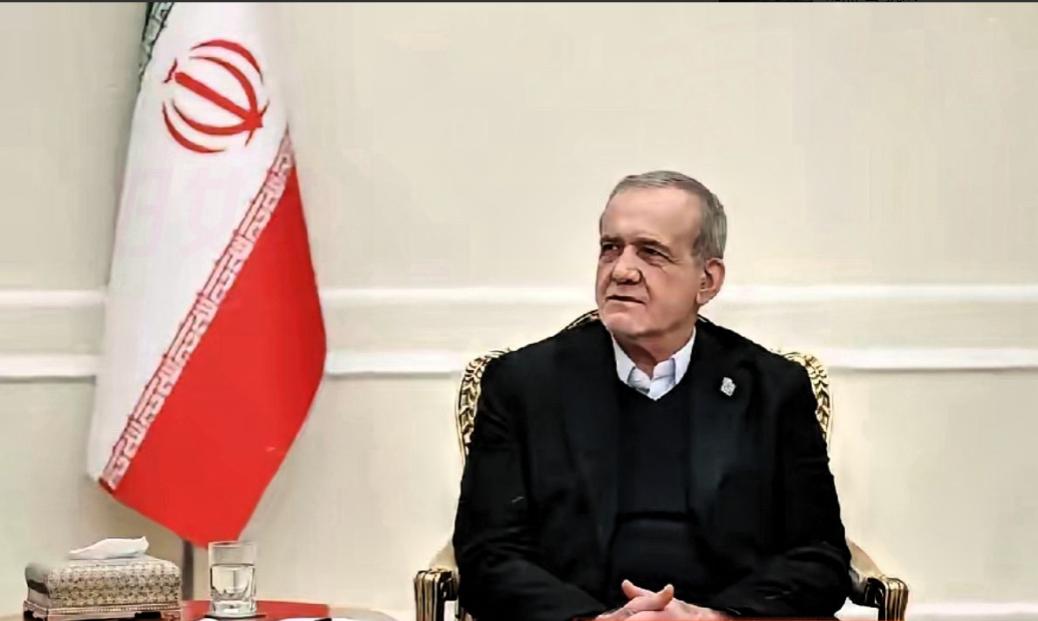 伊朗愤怒了，对着中东一众国家怒吼：没有一个伊斯兰国家真心帮我！中东团结全是假的！