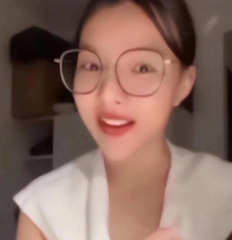 “我拿着中国人的钱来中国上学，就是为了用中文告诉中国人，南海的西沙群岛是越南的，