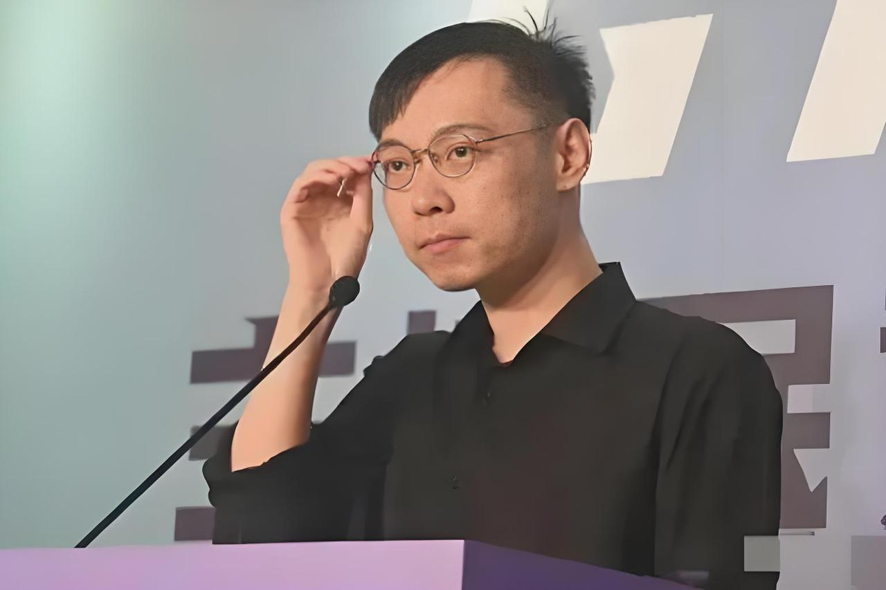 国民党文传会主委由黄士修接任？由于尹乃菁向已郑丽文请辞文传会主委一职，谁接任