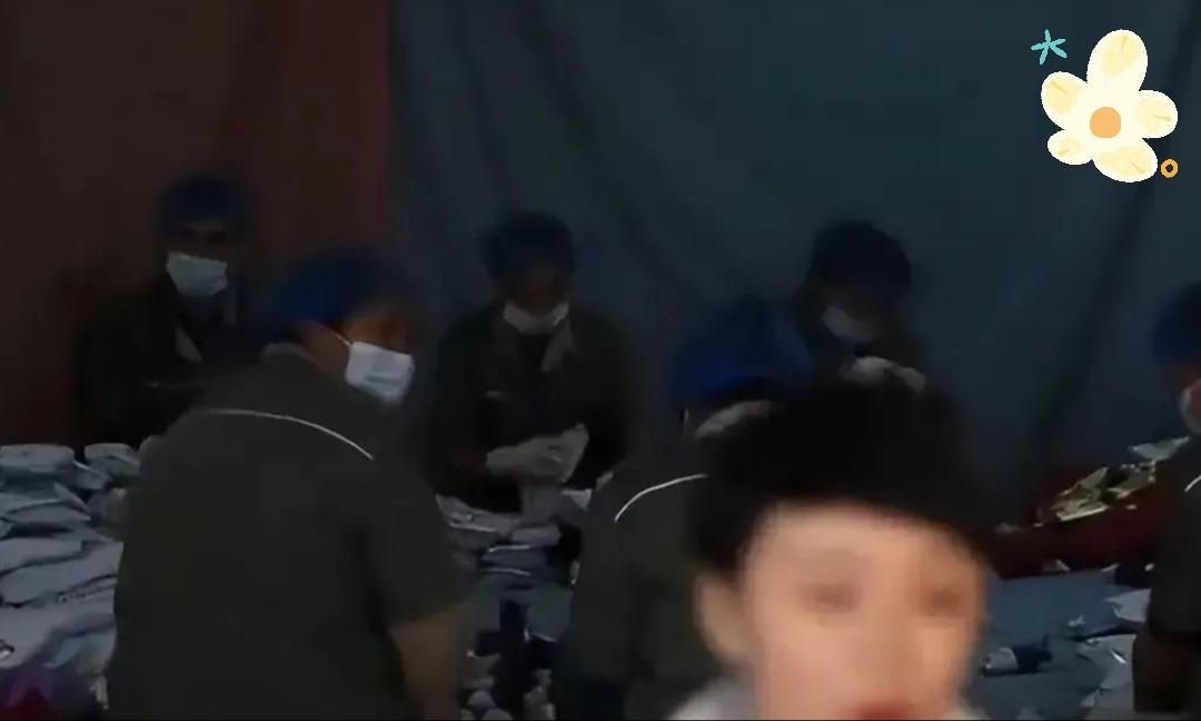 我最近才知道…那个骑马的女局长，她丈夫的预感竟成了真。昨晚饭局，一个在体制内的朋