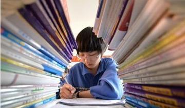 上了高中你才会发现：不管遇上什么样的老师，不管什么风格，能力如何，都要告诫自己尽