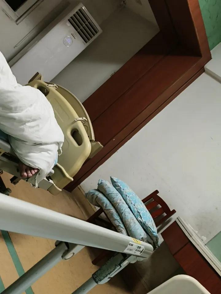 有病，一定不要相信世间有华佗再世，那是骗人的！这是一个发生在我身边，不久的一个