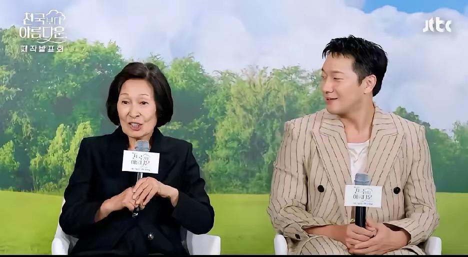 《比天堂还美丽》是继《苦尽柑来》后又一部催泪电视剧。在电视剧和电影这方面，韩国真